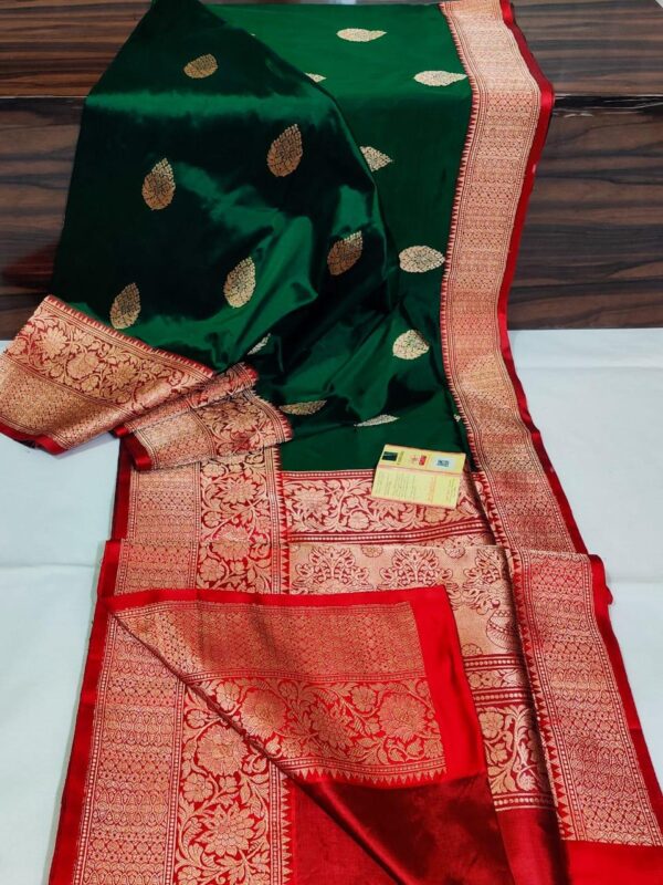 Green Banarasi Saree With Red Border
