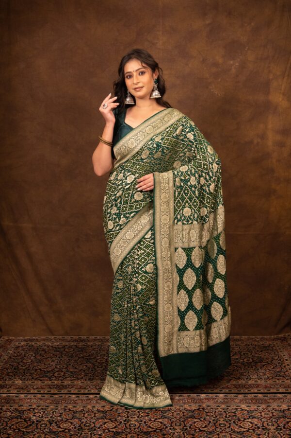 Indian Handicrafts Online by Bhartiya Handicarfts' Banarasi Saree